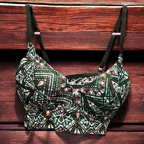 PINK Victoria's Secret Other - PINK Victoria secret tribal sports bra🥳 A-C CUP (SMALL)